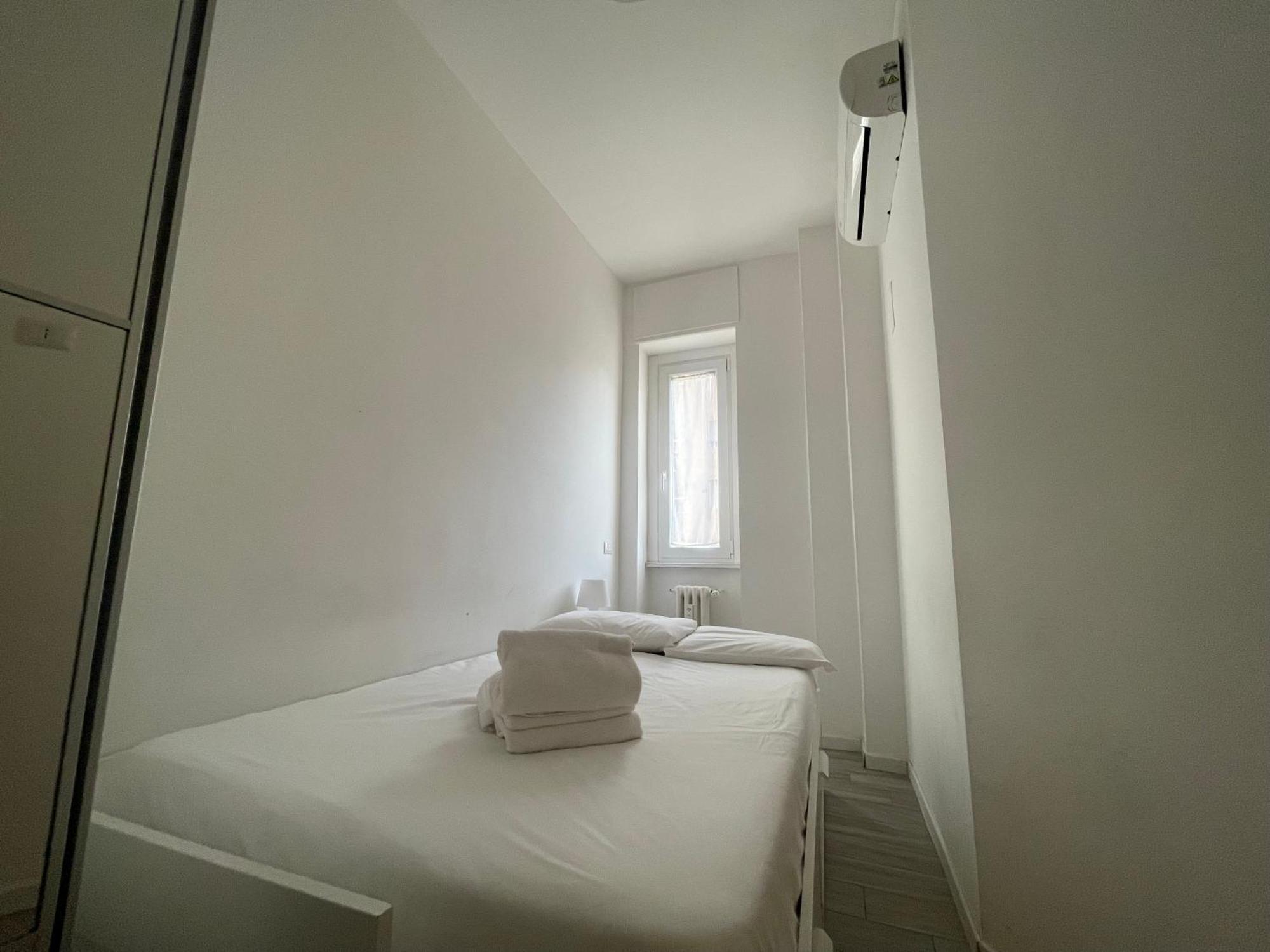 Gardone Apartment - Ampio Appartamento Con 2 Camere Da Letto - Comodo Per Duomo! Milano Esterno foto