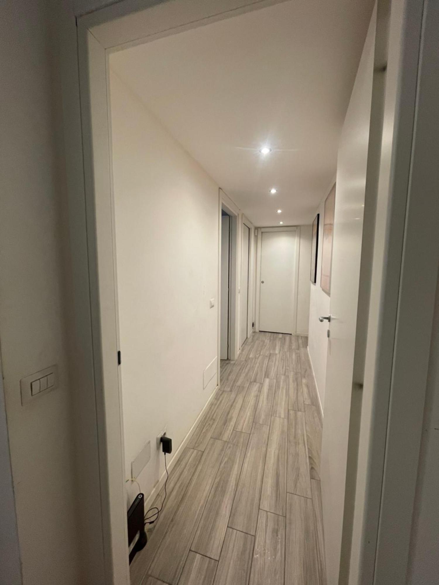 Gardone Apartment - Ampio Appartamento Con 2 Camere Da Letto - Comodo Per Duomo! Milano Esterno foto